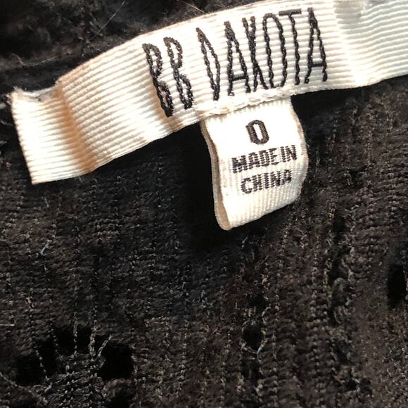 BB Dakota Sleeveless Crochet Lace Black Dress - Picture 12 of 15